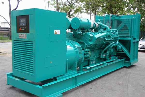 芜湖柴油发电机组电压不稳定怎样维修？